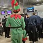 FCSB a plecat spre Hoffenheim! Jucătorii campioanei, întâmpinaţi de elfii lui Moş Crăciun pe aeroport
