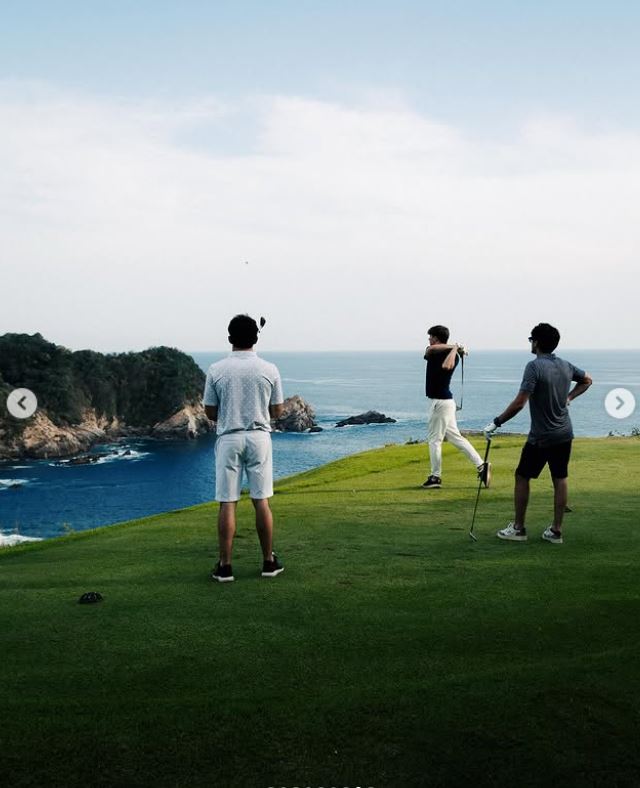 Unde petrece Crăciunul Charles Leclerc. Imagini de colecție cu pilotul Ferrari, familia și iubita