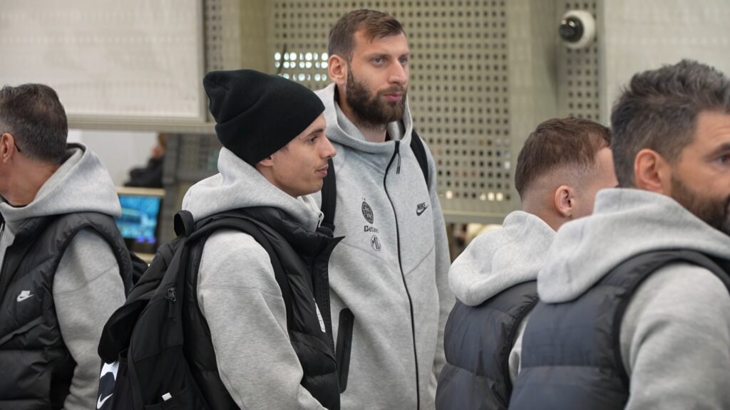 FCSB a plecat în Antalya! Primele imagini cu Lukas Zima şi Juri Cisotti alături de noii colegi. Ce jucători au lipsit