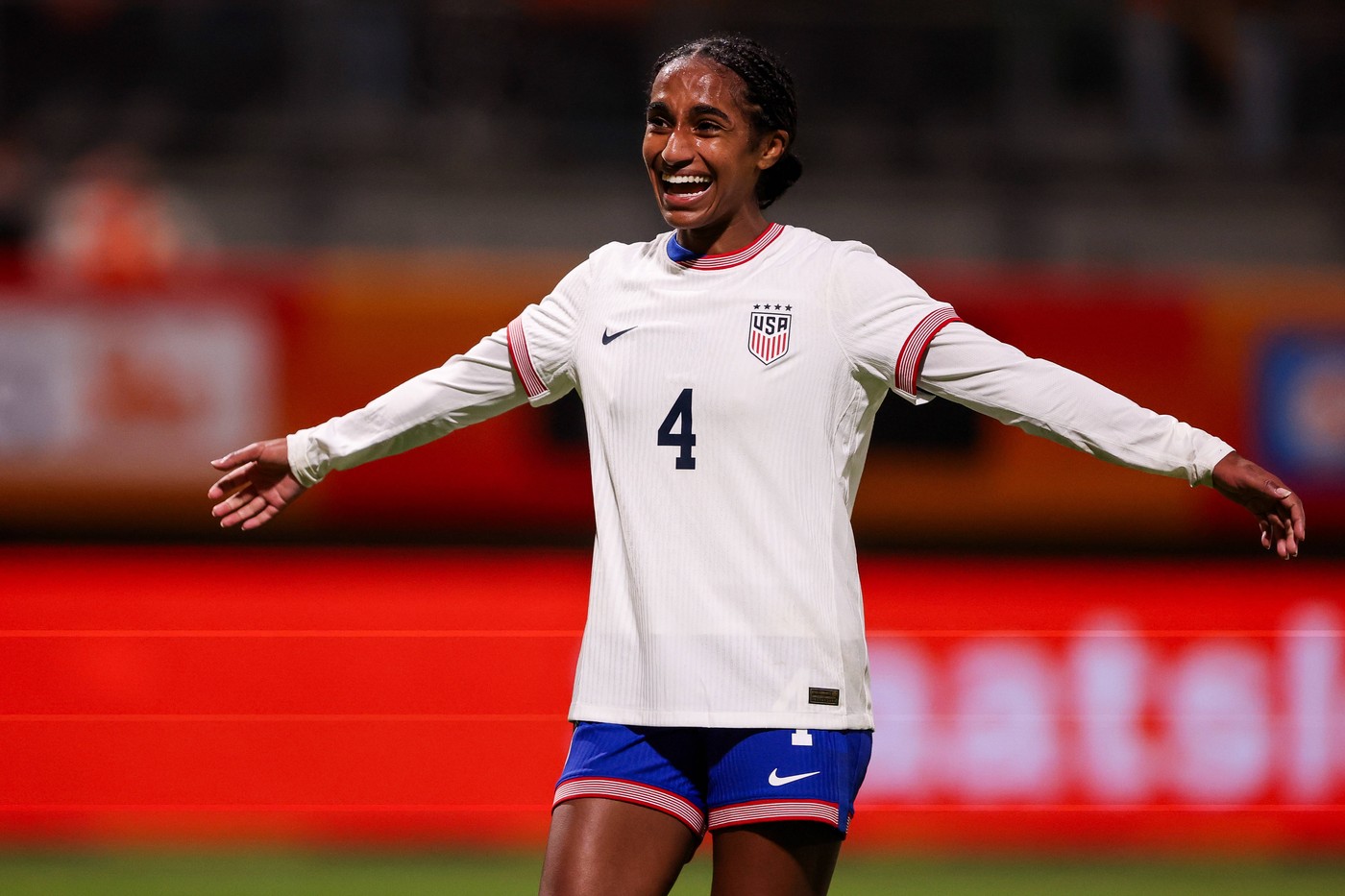 Nou record pe piața transferurilor în fotbalul feminin! Cât a plătit Chelsea pentru Naomi Girma