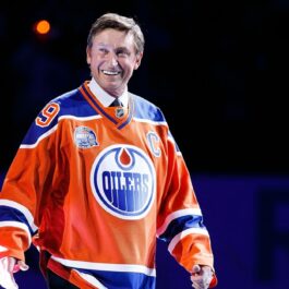 Wayne Gretzky, „The Great One”, împlineşte azi 64 de ani