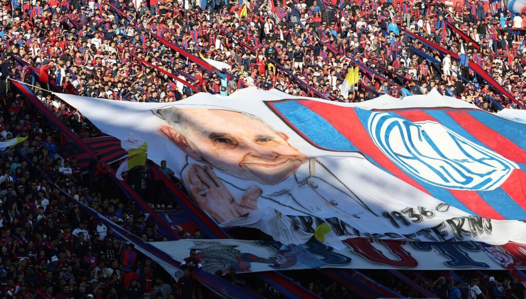 San Lorenzo, echipa favorită a lui Papa Francisc, omagiu impresionant pentru Suveranul Pontif!