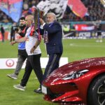 FCSB a primit trofeul de campioană