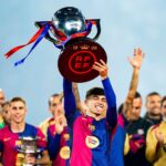 Barcelona a primit trofeul de campioană! Catalanii au dat startul petrecerii după înfrângerea cu Villarreal