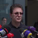 Gică Popescu, în timpul unui interviu.