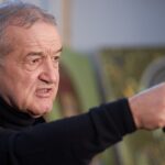 Gigi Becali, în timpul unei conferinţe de presă
