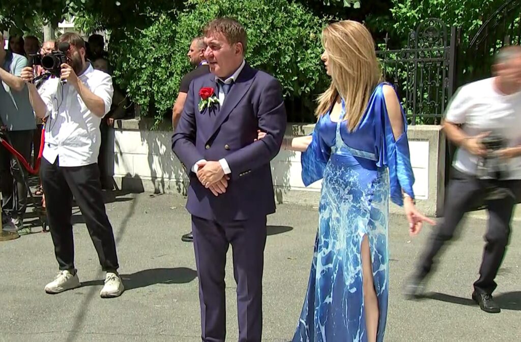 Kira Hagi, apariţie unică în drum spre altar. Cum a fost surprins şi Gică Hagi. Imaginile unei zile de vis