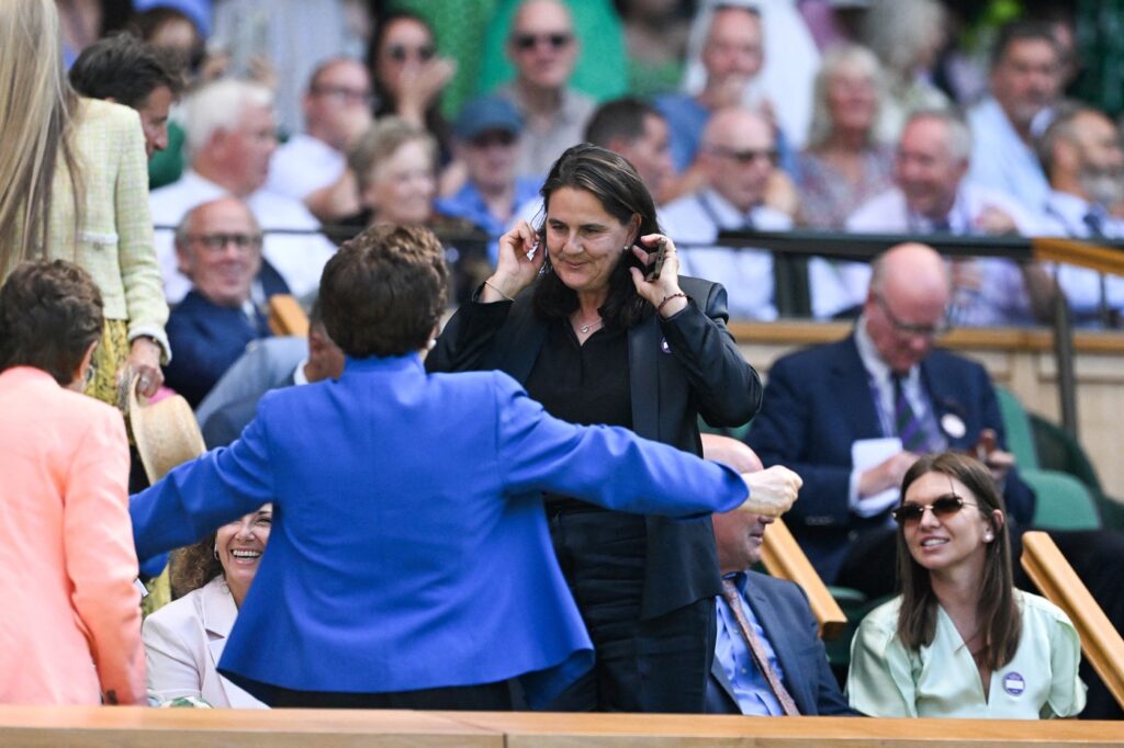 Simona Halep a fost prezentă la finala Wimbledon 2025! Numele mari alături de care s-a aflat în Loja Regală