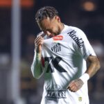 Neymar a început să plângă după umilinţa carierei! Echipa lui Coutinho a învins-o pe Santos cu 6-0