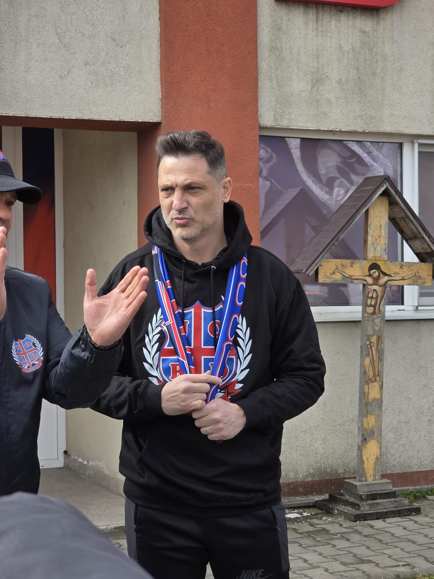 Mirel Rădoi, discurs în faţa fanilor FCSB. Primire emoţionantă cu torţe şi cântece la baza FCSB