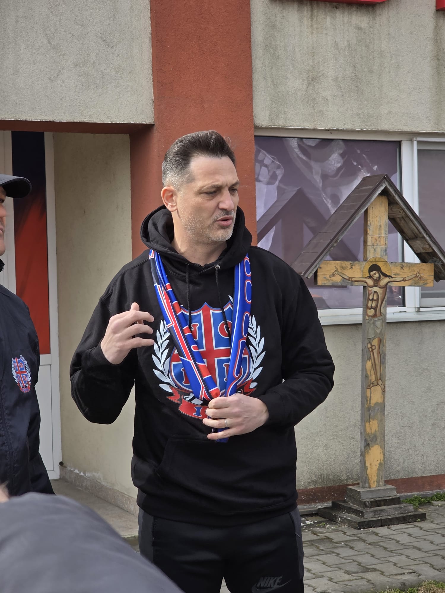 Mirel Rădoi, discurs în faţa fanilor FCSB. Primire emoţionantă cu torţe şi cântece la baza FCSB