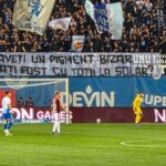 Mesaje rasiste afişate de suporterii Craiovei la meciul cu Rapid
