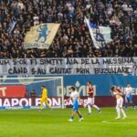 Mesaje rasiste afişate de suporterii Craiovei la meciul cu Rapid