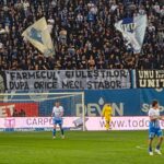 Mesaje rasiste afişate de suporterii Craiovei la meciul cu Rapid