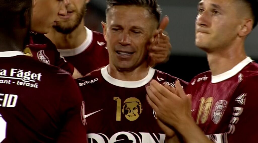 Ciprian Deac a plâns ca un copil la ultimul meci al lui ca jucător de fotbal! Imagini emoţionante
