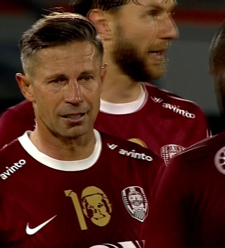 Ciprian Deac a plâns ca un copil la ultimul meci al lui ca jucător de fotbal! Imagini emoţionante