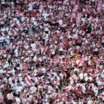 Atmosferă de senzaţie la finala Conference League, în care joacă românul Andrei Raţiu! Scenografii impresionante