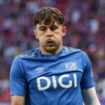 Atmosferă de senzaţie la finala Conference League, în care joacă românul Andrei Raţiu! Scenografii impresionante