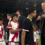 Momentul în care Andrei Raţiu a primit medalia de la Ceferin, după finala pierdută de Rayo! Cum a fost surprins românul