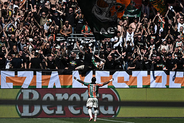 Echipa care a promovat în Serie A şi imediat s-a declanşat „nebunia”! Imagini spectaculoase