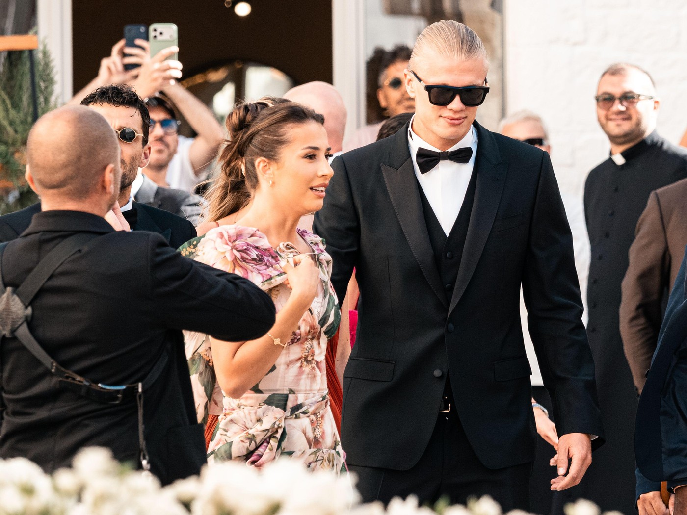 Gafă teribilă la una dintre nunţile anului! A confundat evenimentul fericit cu o înmormântare!