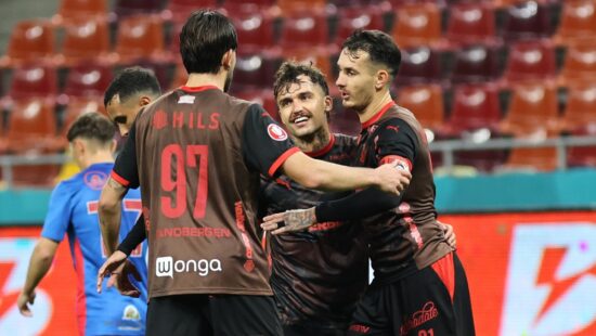 Pe urmele lui Armstrong! Diogo Pinto, hat-trick pentru Dinamo în duelul cu Chindia