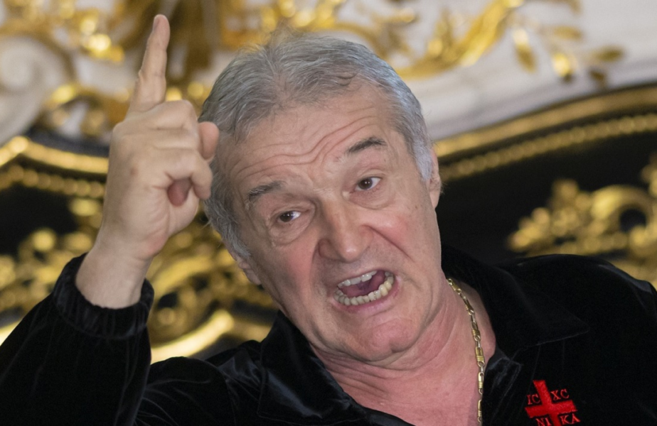 Doi jucători, pe picior de plecare de la FCSB! Unul dintre ei a fost făcut praf de Gigi Becali: „Nu e fotbalist”