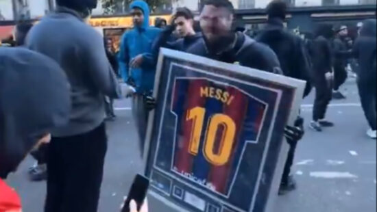 A venit la protest și a plecat acasă cu tricoul semnat de Messi! Cum a fost posibil acest lucru în Paris