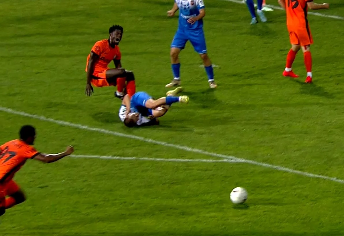 FCSB a cerut penalty la Gnahore. Fără VAR, decizia centralului nu a fost întoarsă