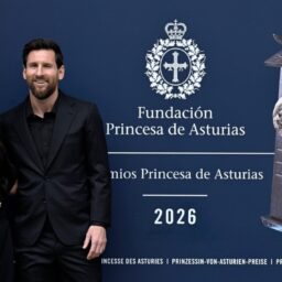 Reacţia lui Lionel Messi după ce a primit Premiul Prinţesei de Asturia pentru Sport! Imaginile postate de star pe reţele