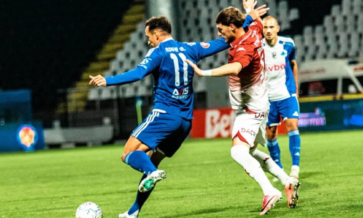 Roger Junio, în Corvinul - Rapid