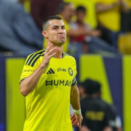 Cristiano Ronaldo, reacţie acidă după ce a fost numit „cel mai bun din toate timpurile”! Controversă după acordarea premiului