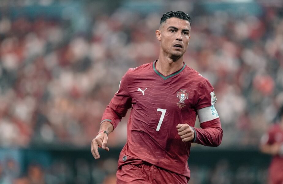 Cristiano Ronaldo a fost făcut praf de o legendă: „Am jucat alături de un «rege» pe nume Eusebio! Am stat cu Pele şi Maradona”