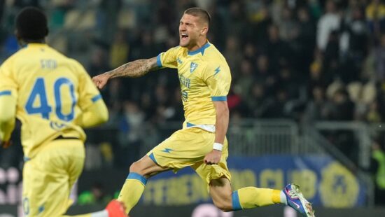 „Plătesc cina” Daniel Bîrligea a început să râdă după ce a dat o dublă în Serie A: „Ne omoară la antrenamente!”