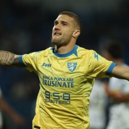 Daniel Bîrligea, dublă de vis în Serie A! A marcat în Frosinone – Lecce la 2 minute după ce a intrat pe teren