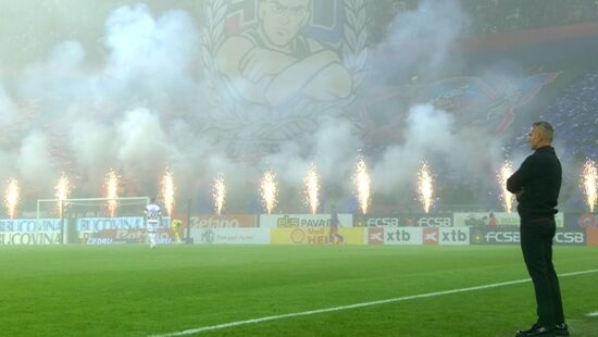 Spectacol pirotehnic la FCSB – Rapid! Imagini inedite în România, după ce roş-albaştrii au profitat de modificarea Legii 4