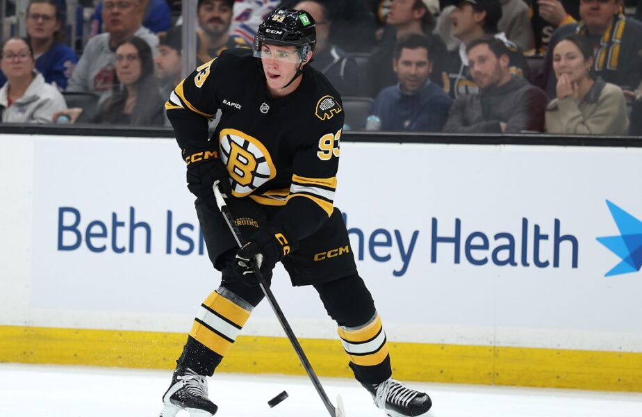 Philadelphia Flyers – Boston Bruins 1-5. Show în TD Garden. Minten, gol după o acţiune superbă şi două assisturi