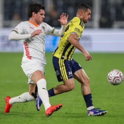 Ianis Hagi, aproape să marcheze un gol de senzație cu Fenerbahce. Turcii au rămas „mască”