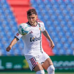 Ianis Stoica, aproape de transferul carierei! Două echipe din Bundesliga se bat pe jucătorul român: 4 milioane de euro