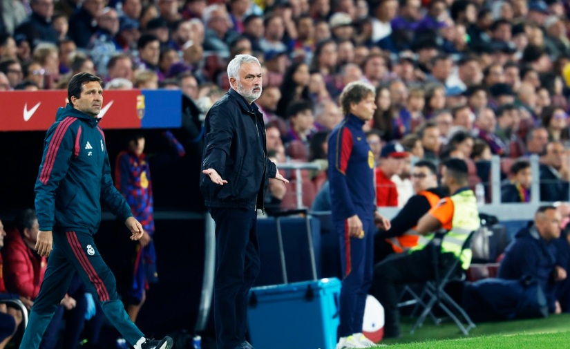 Jose Mourinho a făcut praf arbitrajul după Barcelona – Real Madrid 1-2: „Roşu evident! Au adormit”