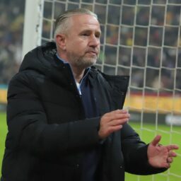 Gestul făcut de Laurenţiu Reghecampf, pe teren, după ce FCSB a umilit-o pe Rapid în derby!