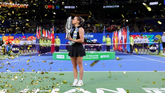 Maja Chwalinska, cu trofeul cucerit la Wuhan