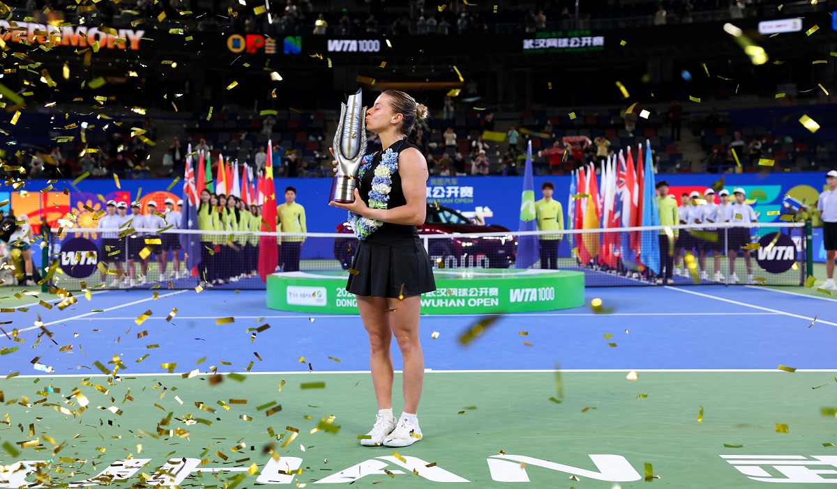 Maja Chwalinska, cu trofeul cucerit la Wuhan