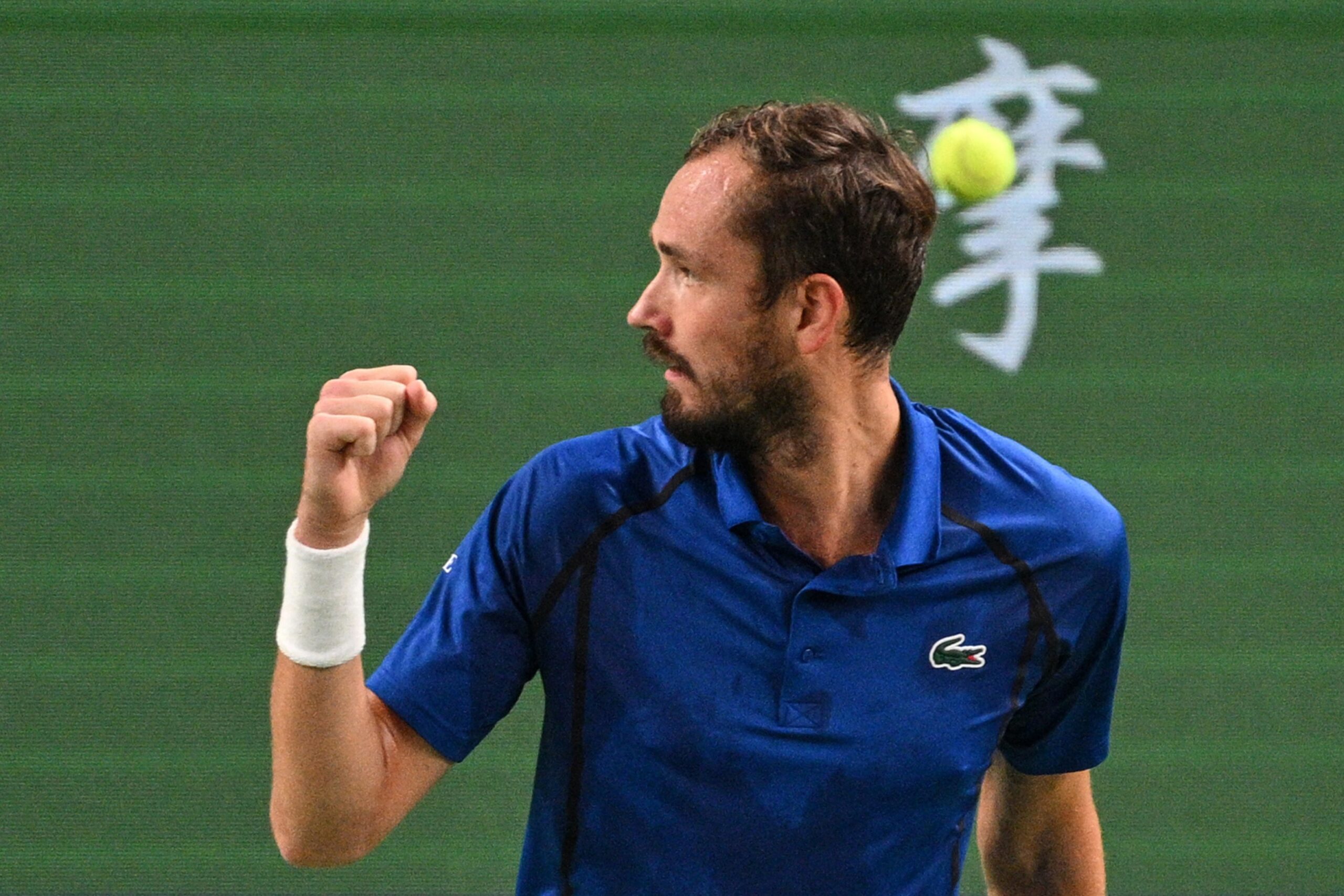 Medvedev: "Despre ce vorbește acest domn Djokovic?". A crezut că Nole exagerează, dar apoi i-a dat dreptate