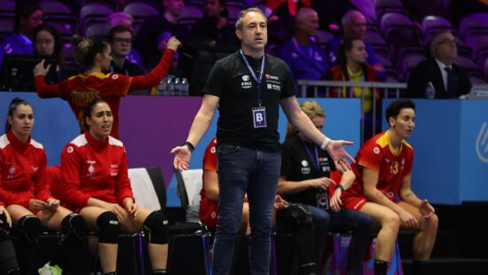 Lotul lărgit al României pentru Campionatul European de handbal feminin! Jucătoarele convocate de Ovidiu Mihăilă