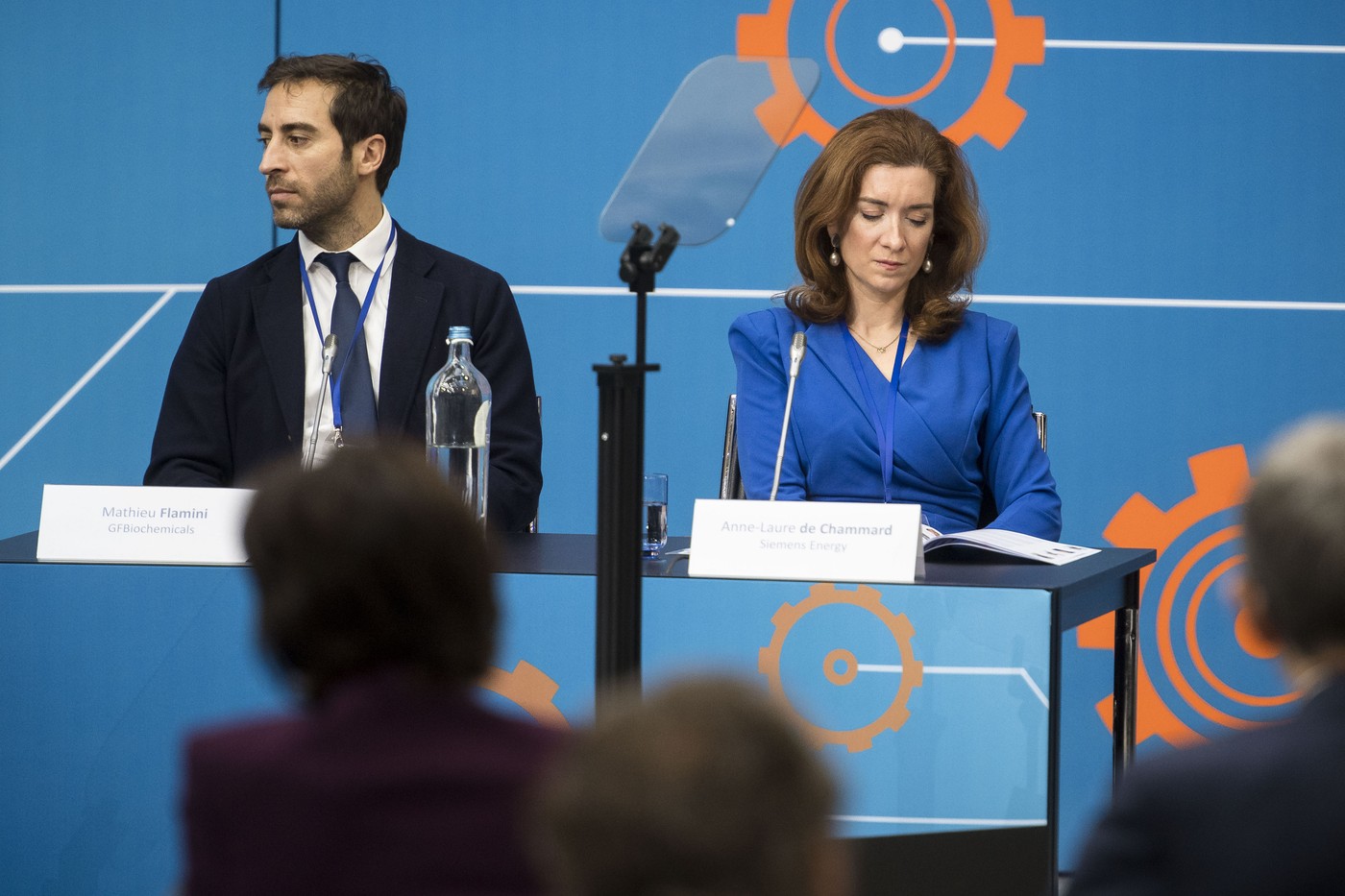 Bărbatul celebru, cu o avere de peste 10 miliarde de euro, şi-a cerut iubita de soţie într-o locaţie inedită: „A spus DA”