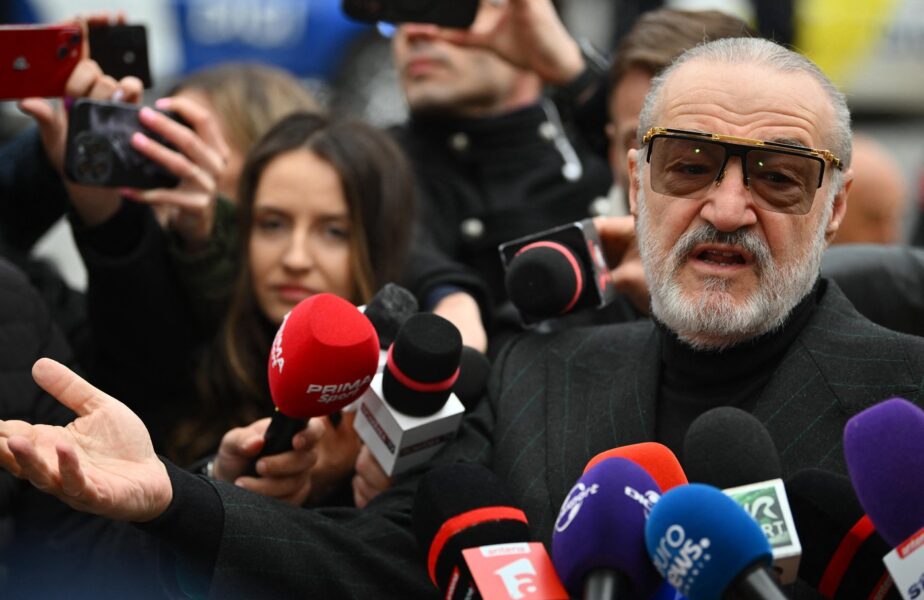 Gigi Becali a sunat în direct şi a ridicat tonul după scandalul iscat la FCSB – Rapid