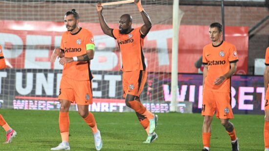 Fotbalistul luat de FCSB în vară ar putea pleca după doar 6 luni la un adversar din Liga 1