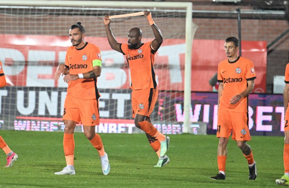 Fotbalistul luat de FCSB în vară ar putea pleca după doar 6 luni la un adversar din Liga 1
