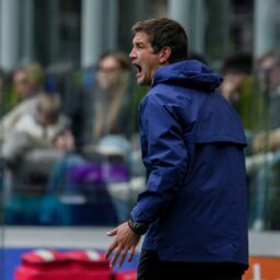 Italienii nu-l menajează pe Chivu, chiar dacă Inter a învins dramatic. Nota primită de antrenorul român